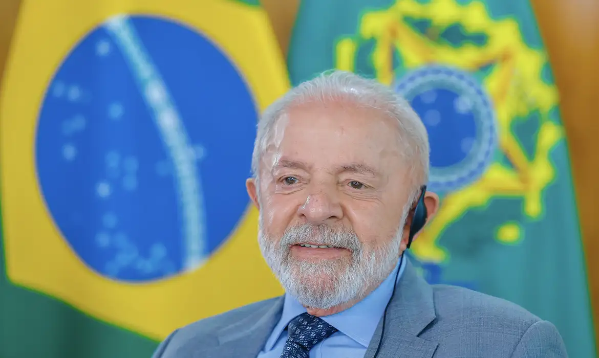 Presidente embarca essa semana em viagem para Russia e para China